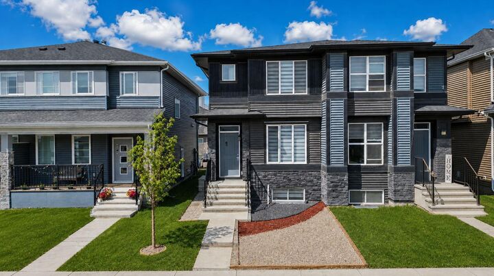 21 Corner Glen Row NE — photo 1