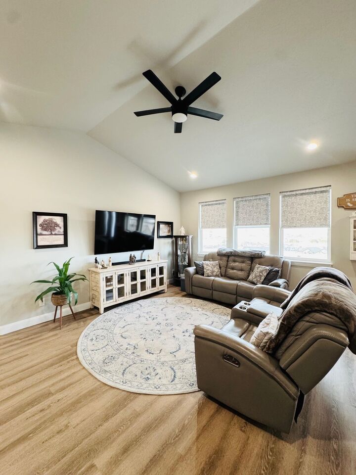 Property Photo:  1158 Dolostone Drive  ID 83201 
