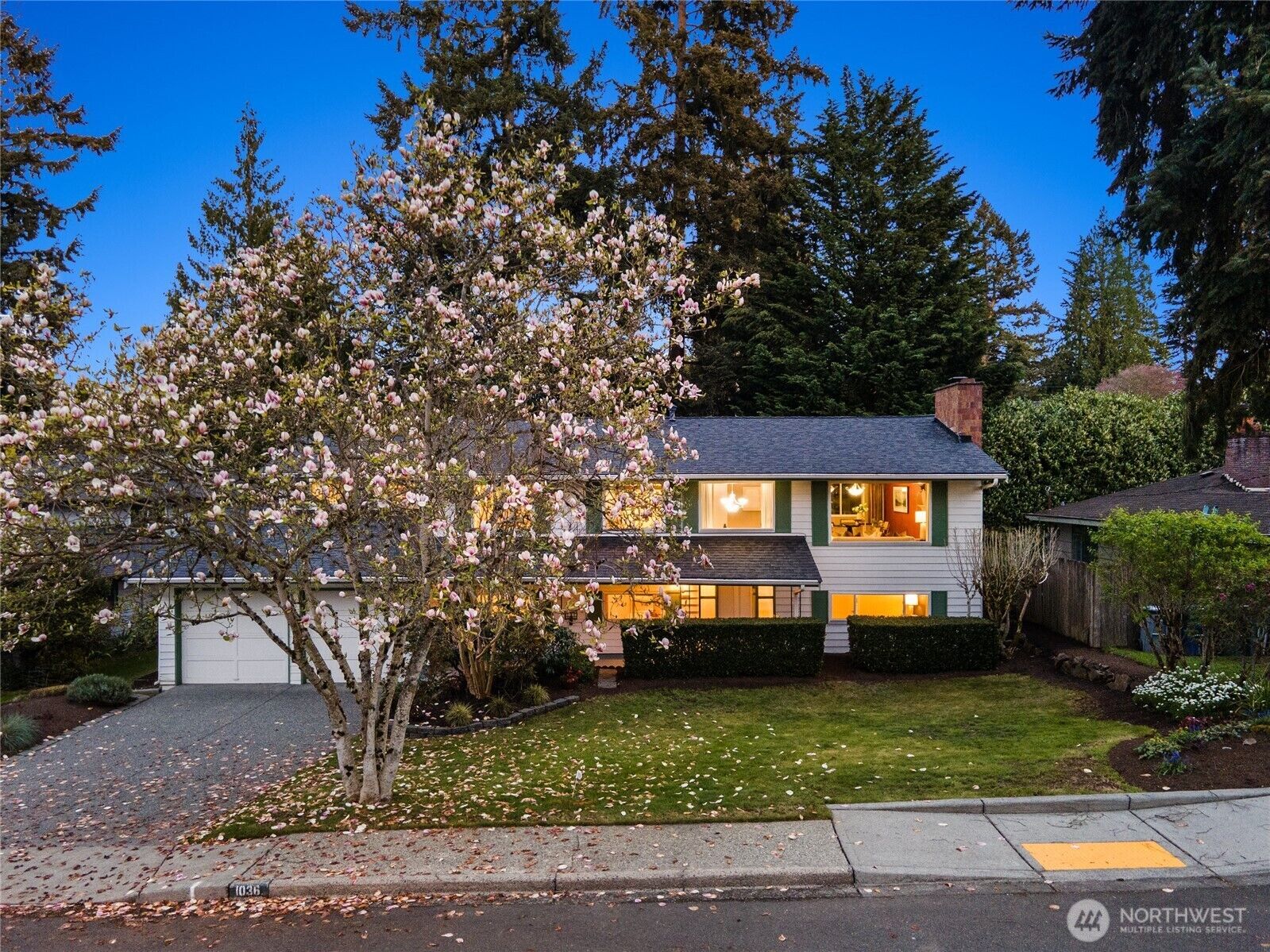 Property Photo:  1036  146th Avenue SE  WA 98007 