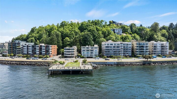 Property Photo: 1156 Alki Avenue SW 104 WA 98116