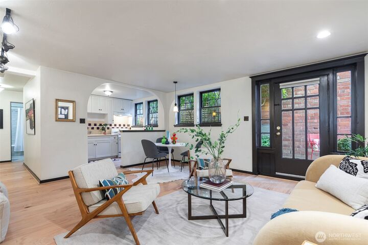 Property Photo:  348 W Olympic Place 108  WA 98109 