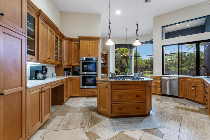 Property Photo:  8158 Native Dancer Road E  FL 33418 