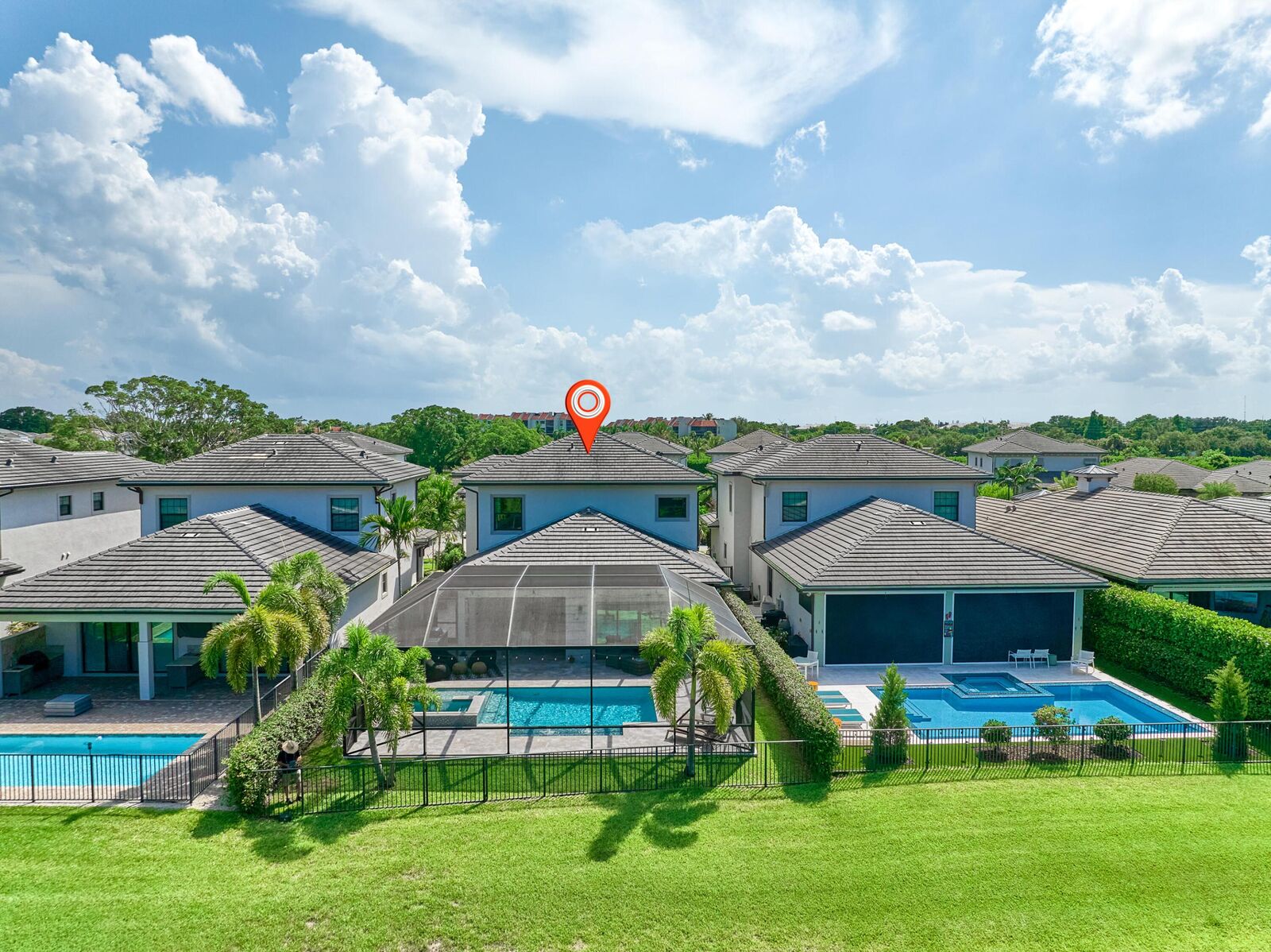 Property Photo: 2819 Gin Berry Way FL 33401