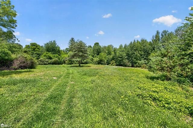 Property Photo: 5498 Piersonville Road MI 48421