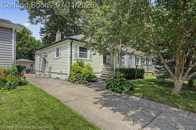 Property Photo:  15979 Norborne  MI 48239 