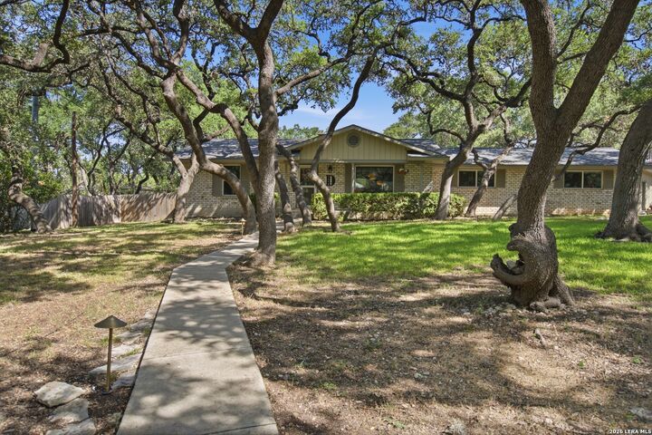 Property Photo:  1112 Fawn Dr  TX 78154 