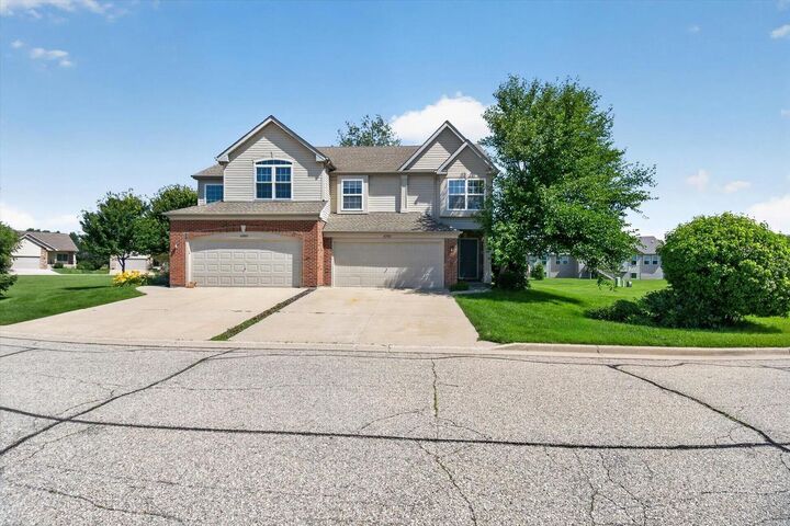 Property Photo:  6582 Kristines Way  IL 61080 