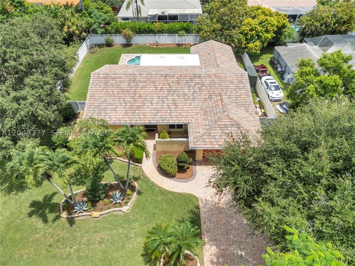 Property Photo: 8177 NW 1st St FL 33071