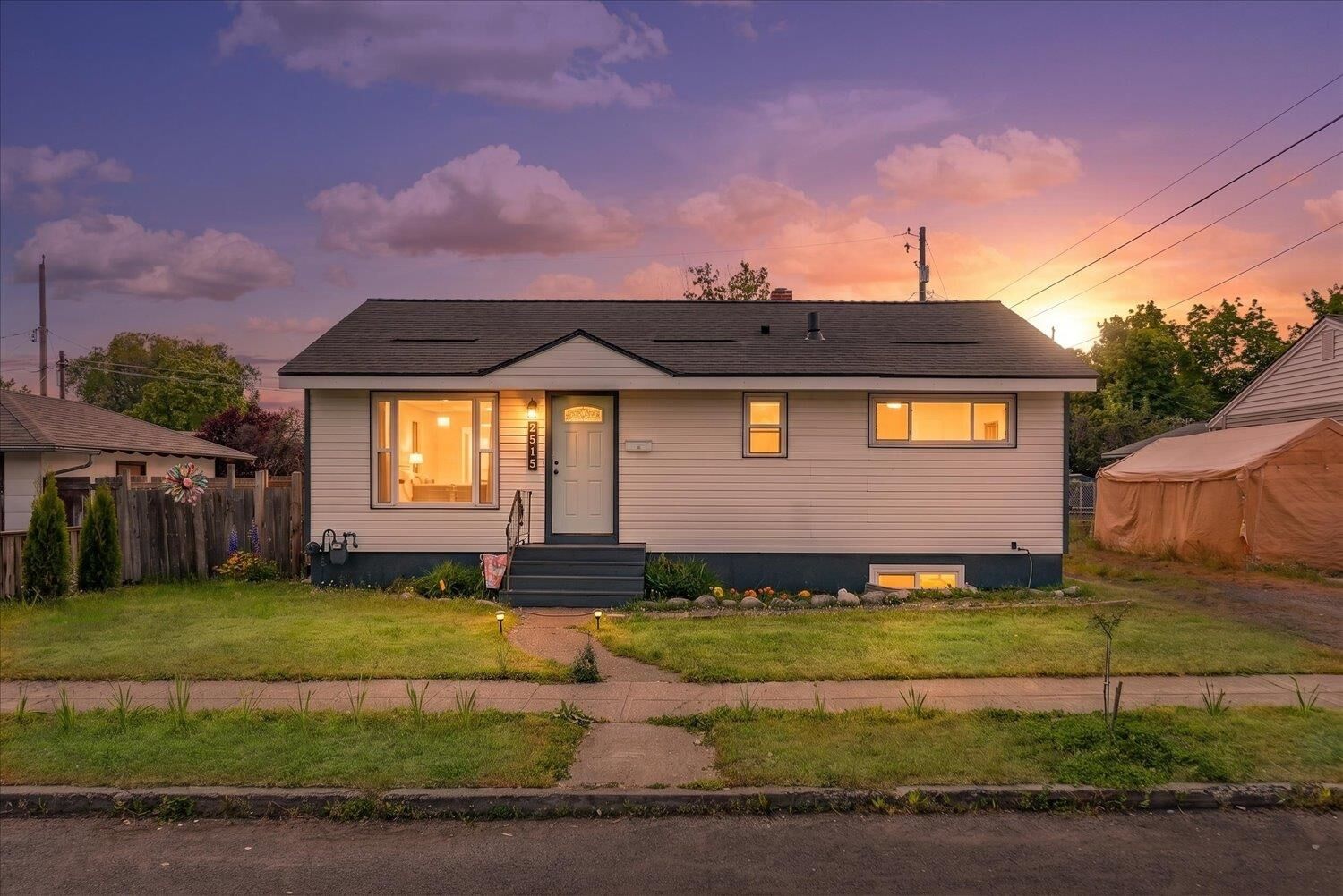 Property Photo:  2515 N Julia St  WA 99217 