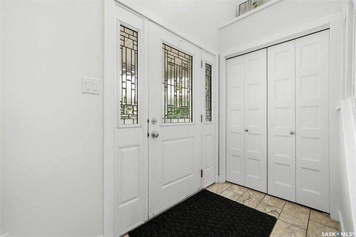 Property Photo:  5325 Jim Cairns Boulevard  SK S4W 0G1 