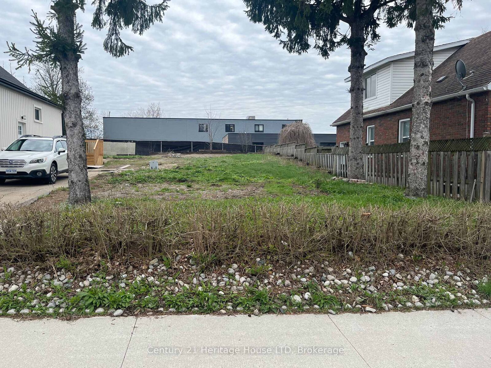 Property Photo:  V/L Patricia Street  ON L2V 3W1 