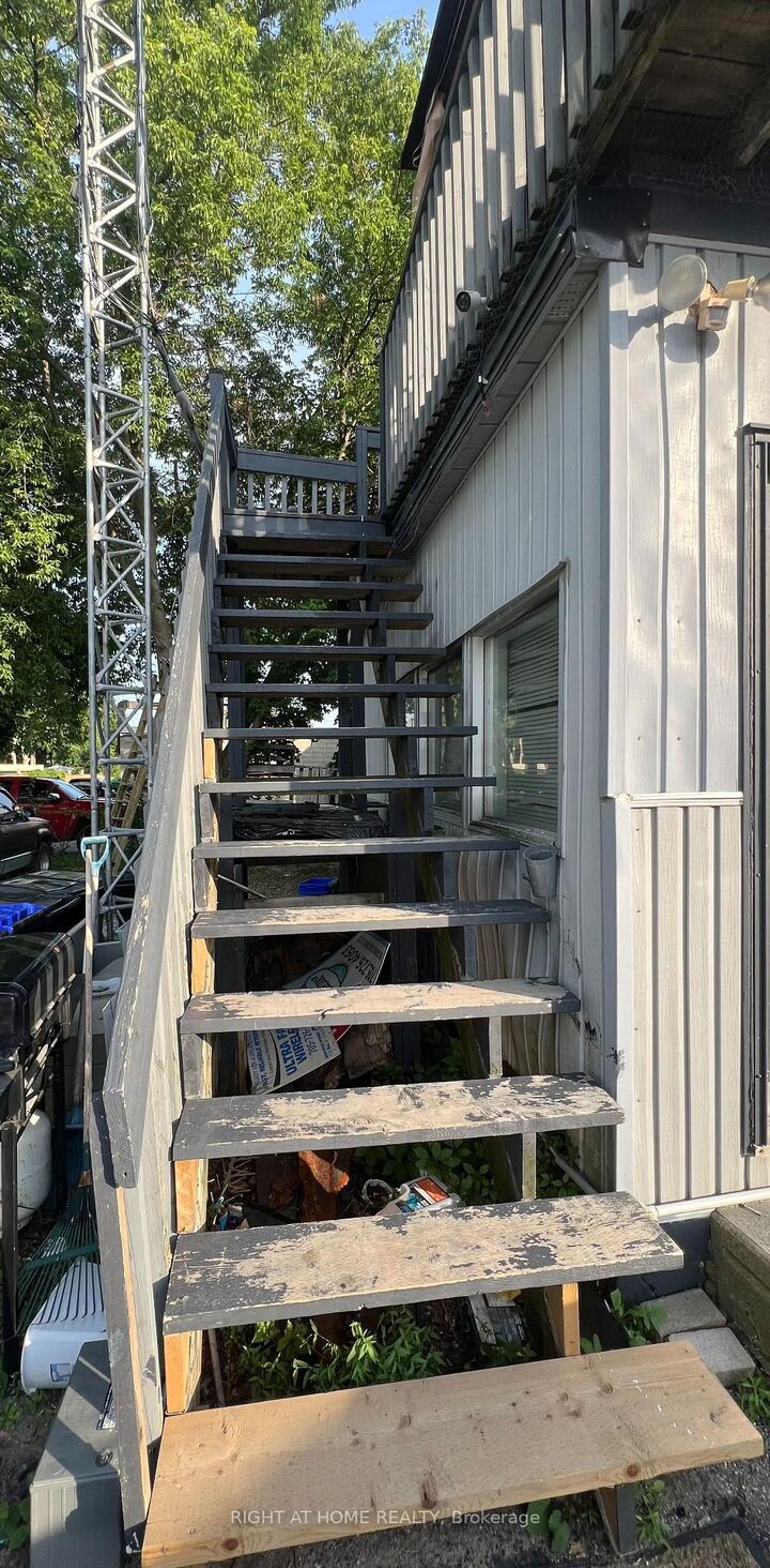 Property Photo:  169 Bayfield Street Unit 3  ON L4M 3B4 