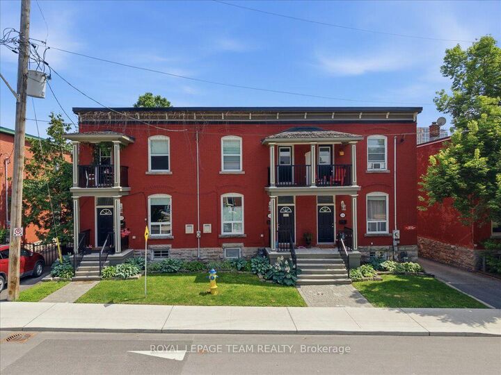 136 Elm Street — photo 1