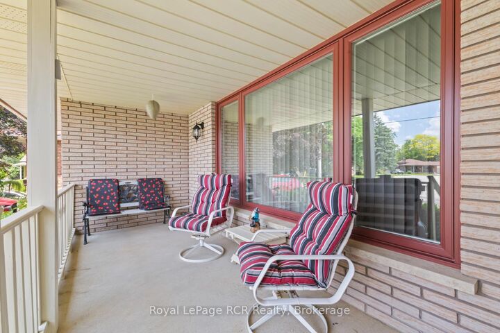Property Photo: 227 15th Avenue ON N4N 3E1