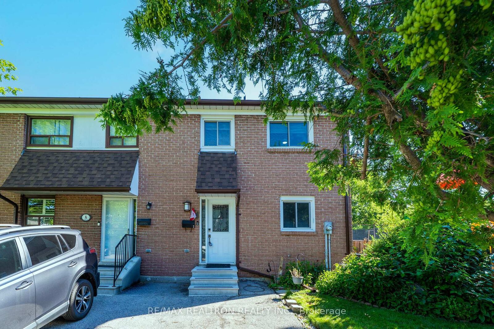 Property Photo:  7 Spy Appleway N/A  ON M3A 3N8 