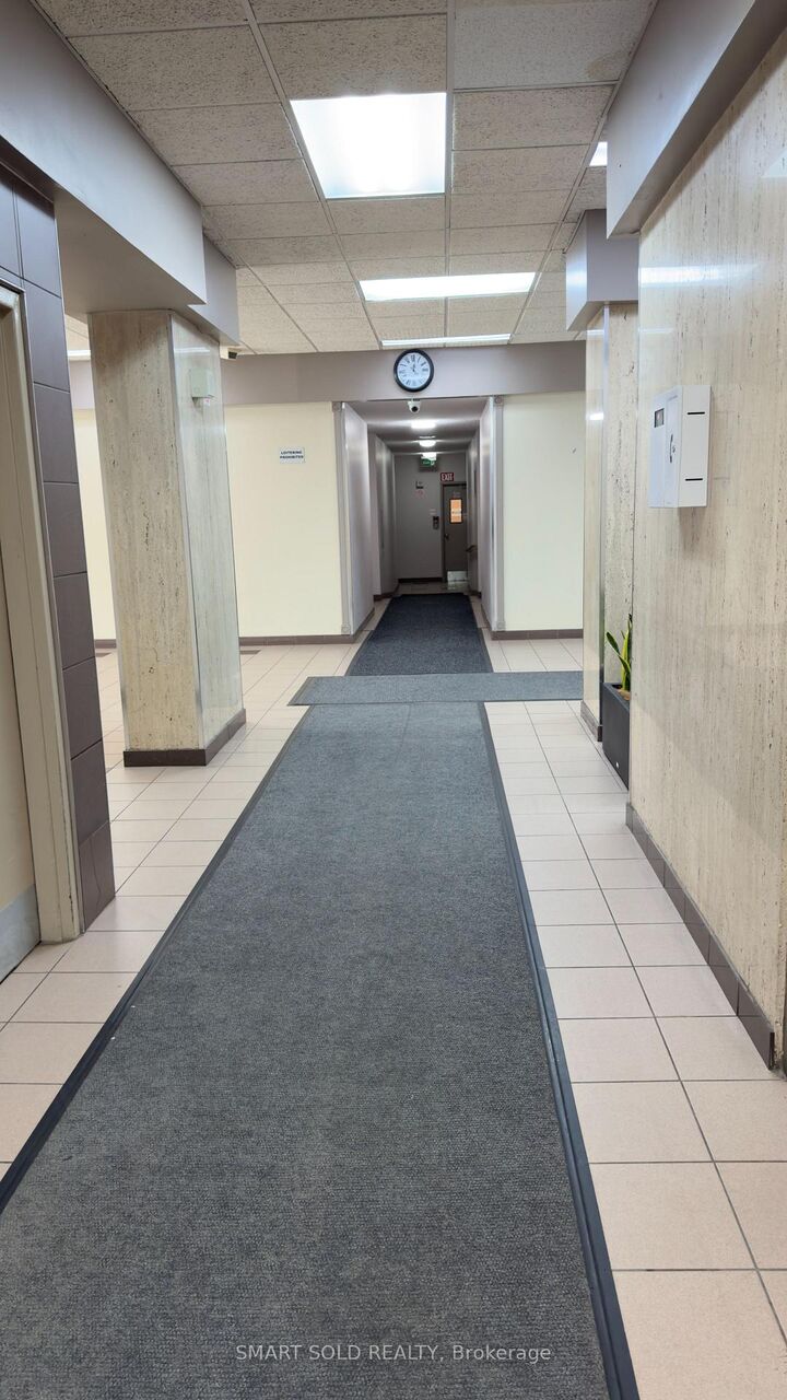 Property Photo:  3380 Eglington Avenue East Avenue E 1108  ON M1J 3L6 