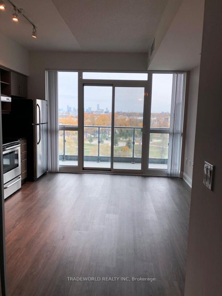 Property Photo: 160 Vanderhoof Avenue 508 ON M4G 2G6