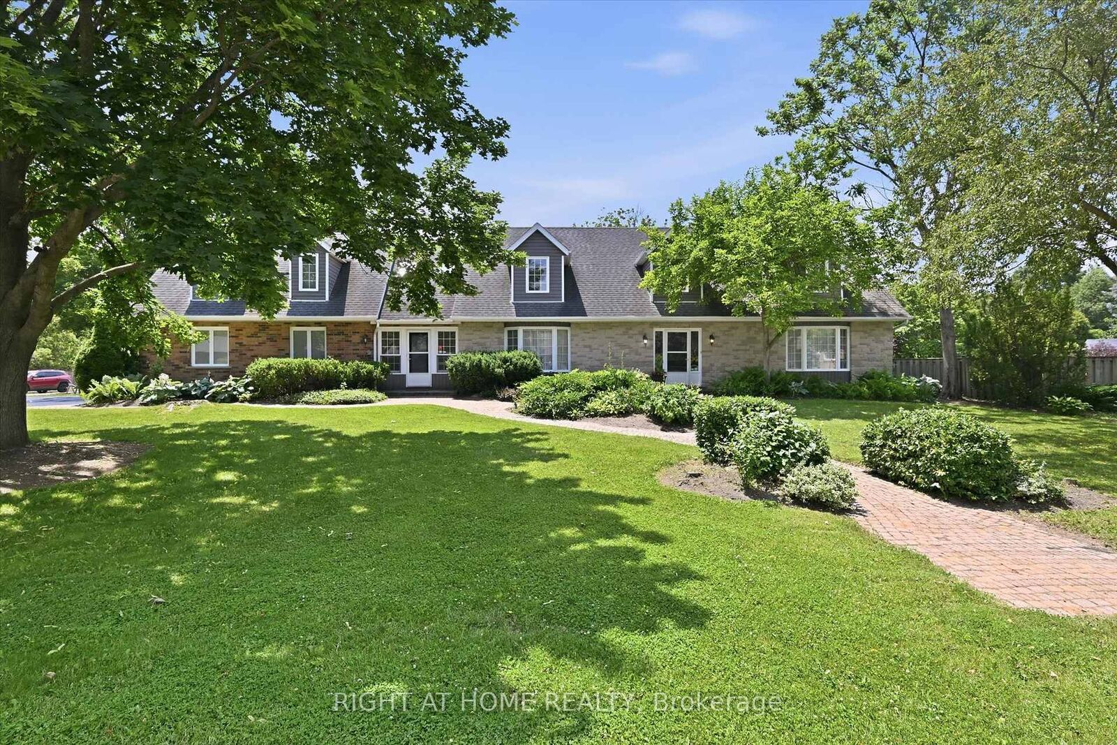 Property Photo: 1 Idared Road ON L0R 1H3