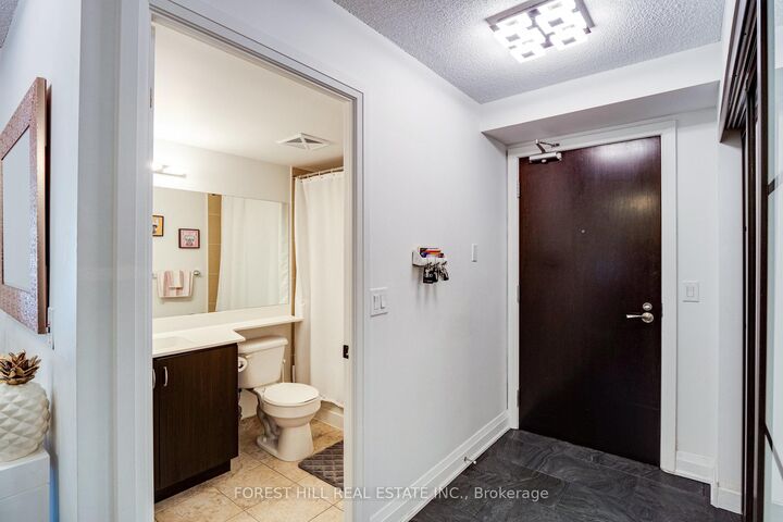 Property Photo: 30 North Park Road 214 ON L4J 0G6