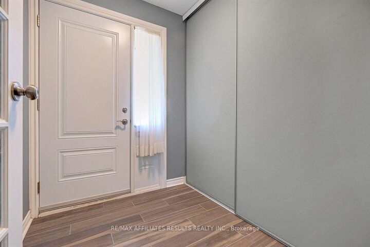 Property Photo: 73 McClintock Way 94 ON K2L 2A3