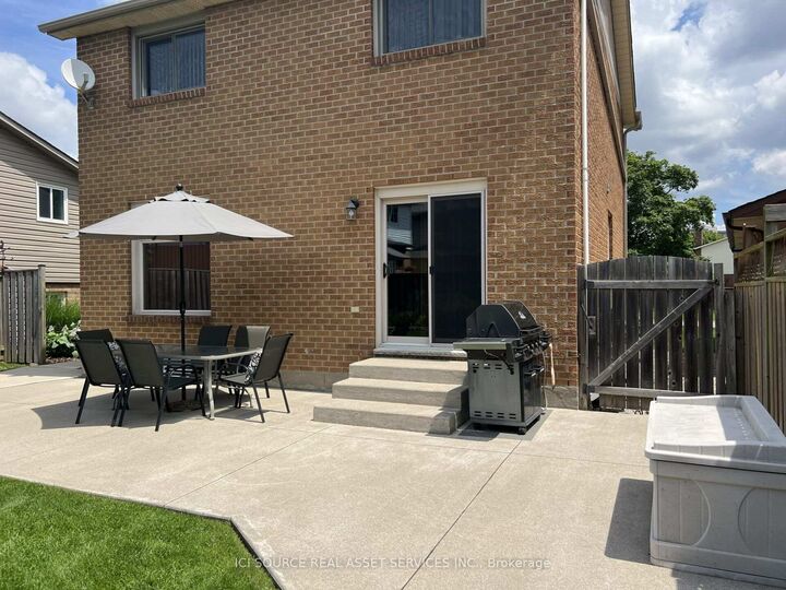 Property Photo: 83 Boulding Avenue ON L0R 2H3