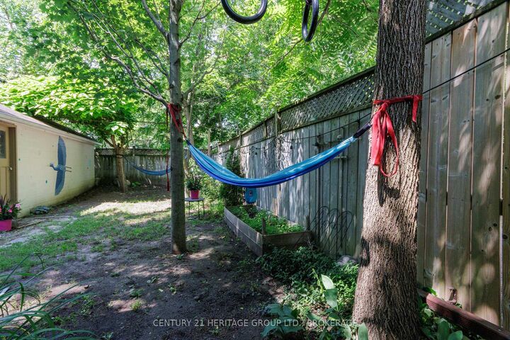 Property Photo:  6 St Catherine Street  ON K7K 3S1 