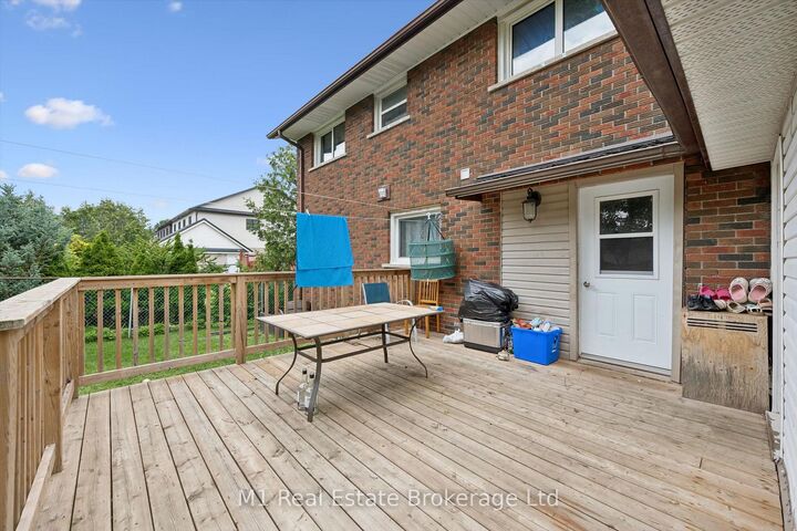 Property Photo: 53 Janefield Avenue ON N1G 2L4