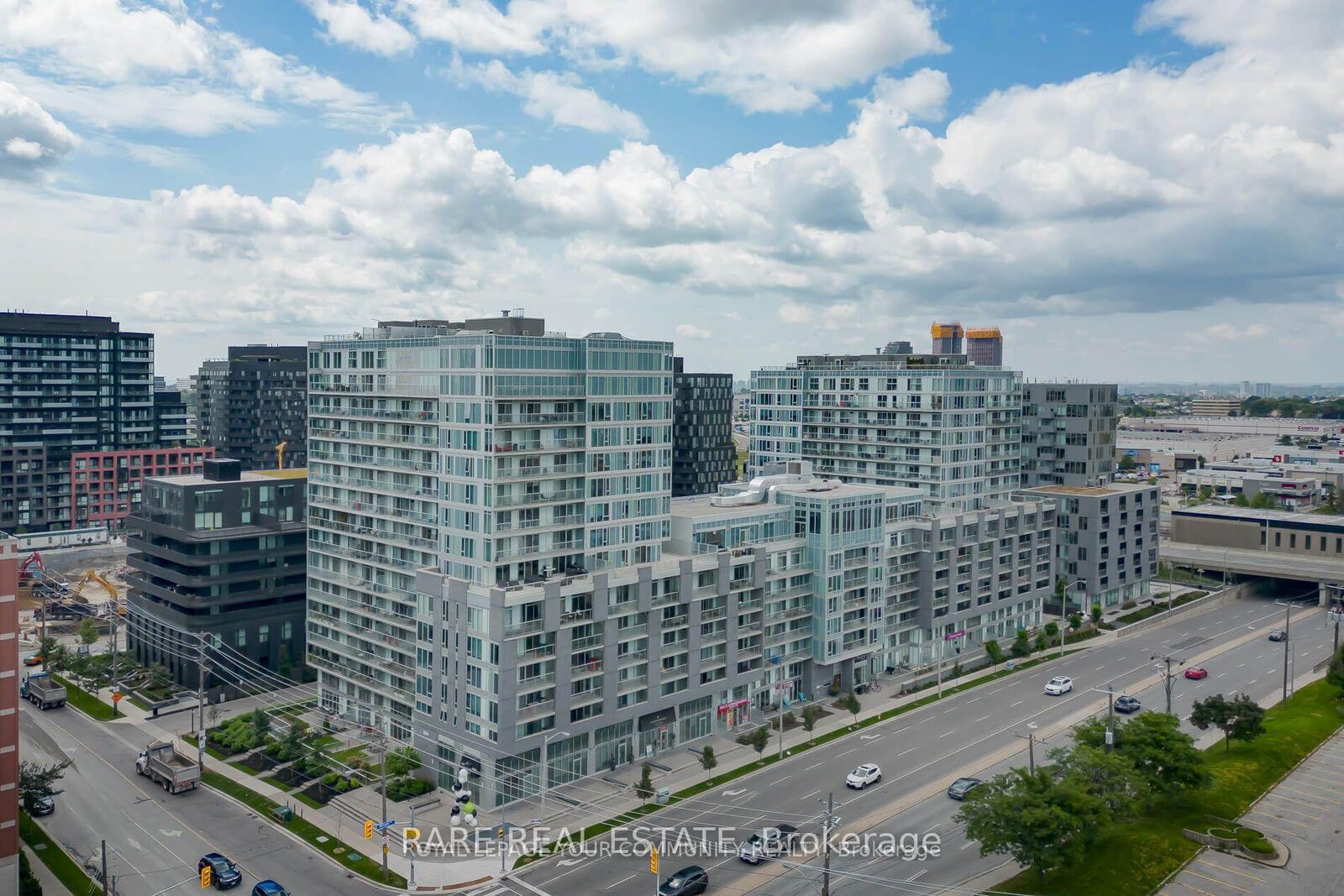 Property Photo:  565 Wilson Avenue 320W  ON M3H 0C6 