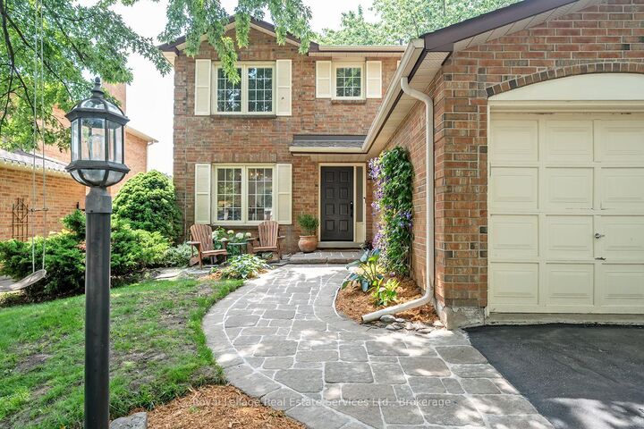 Property Photo: 1484 Princeton Crescent ON L6H 4H3