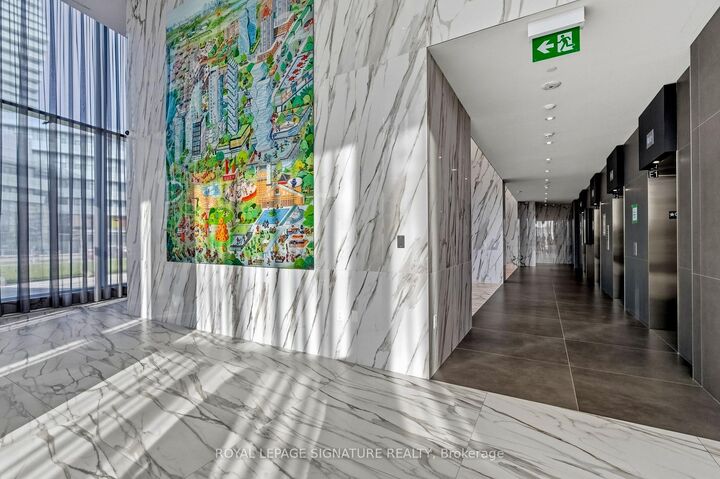 Property Photo:  448 Burnhamthorpe Road W 4606  ON L5B 0R4 