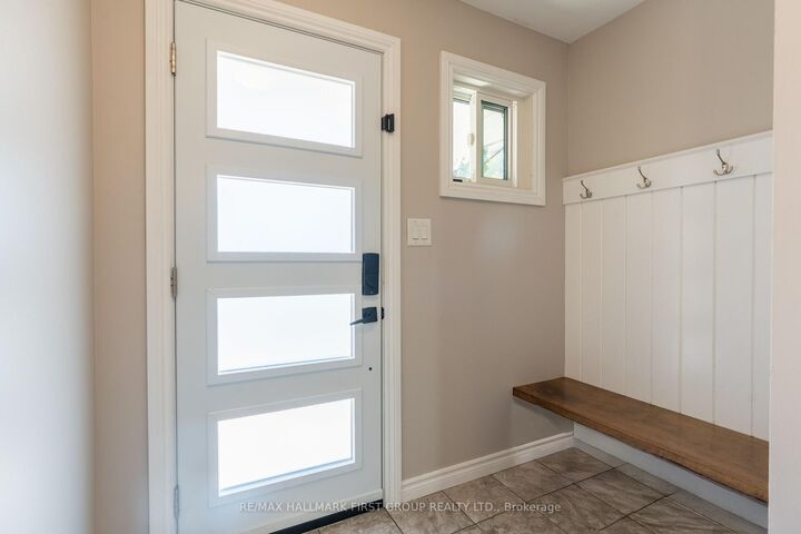 Property Photo:  683 Grandview Drive  ON L1H 7V9 