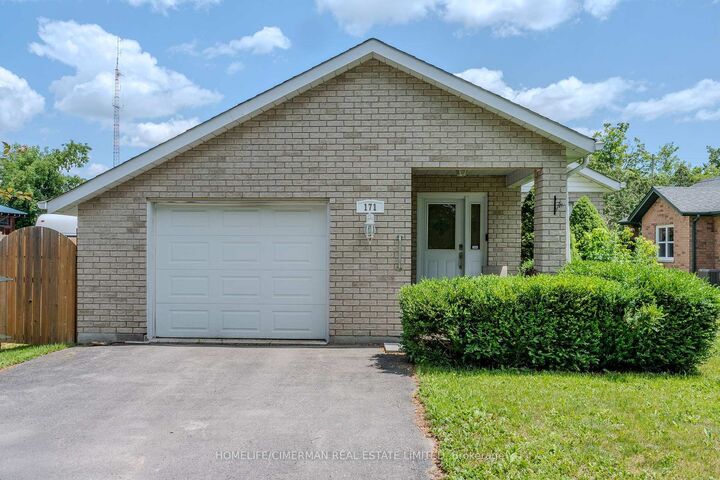 Property Photo: 171 Main Street ON K0M 1A0