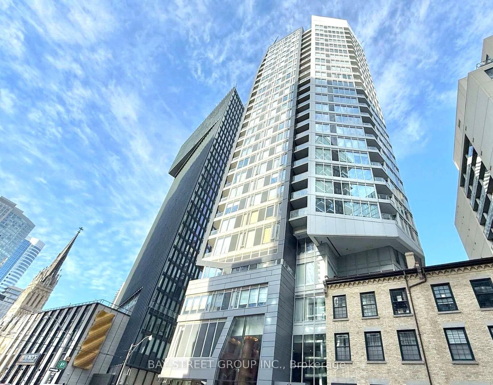 Photo de la propriété: 68 Shuter Street 1205 ON M5B 0B4