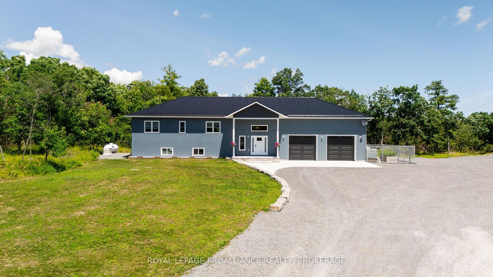 Photo de la propriété: 210 Troy Lake Road ON K0G 1E0