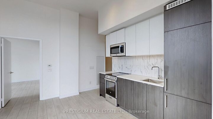 Property Photo: 500 Dupont Street 208 ON M6G 0B8