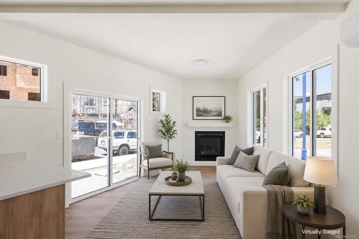 Property Photo: 912 Rosefinch Pl BC V9C 0W6
