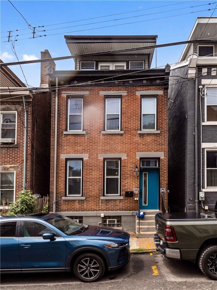 Property Photo: 3949 Howley St PA 15224