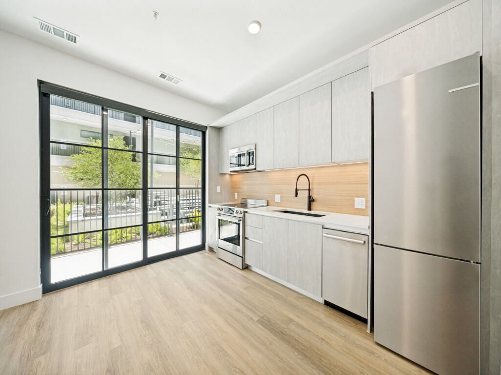Property Photo: 4315 S Congress Avenue 220 TX 78745