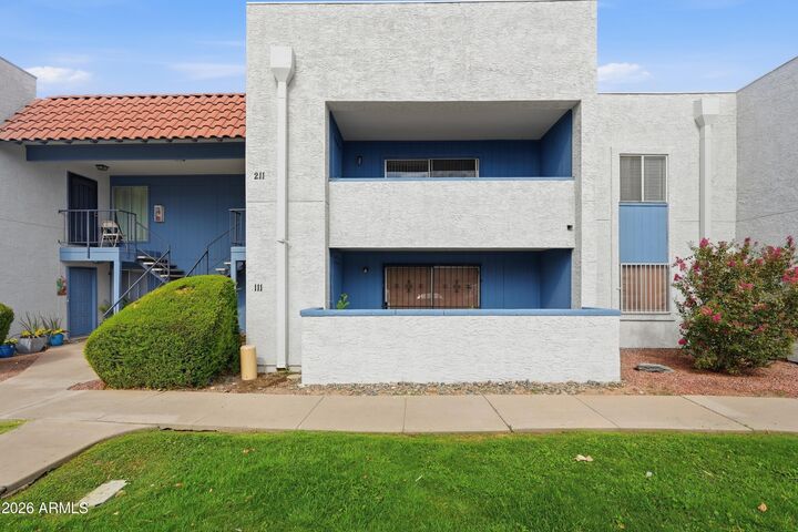 Property Photo:  4608 W Maryland Avenue 211  AZ 85301 