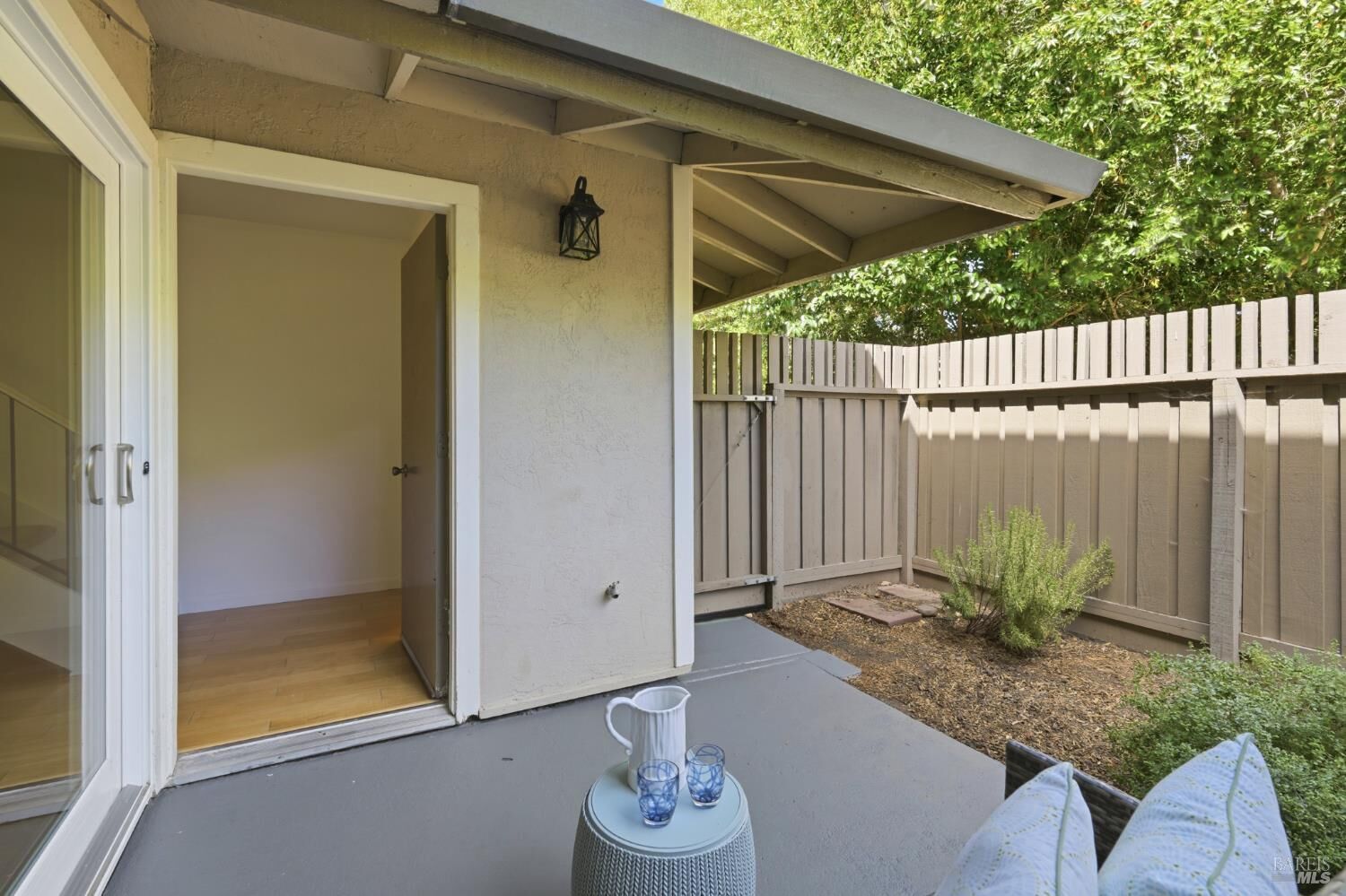 Property Photo: 245 Roundtree Way CA 94903
