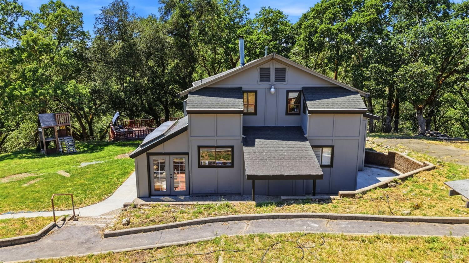 Property Photo: 2713 Leslie Road CA 95404