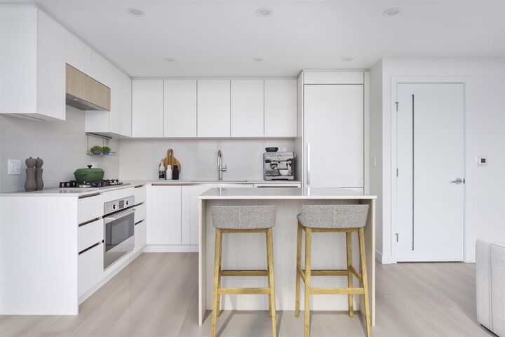 Property Photo: 13573 98A Avenue 1904 BC V3T 0X1