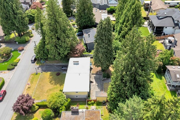 Property Photo: 3028 Starlight Way BC V3C 3P6