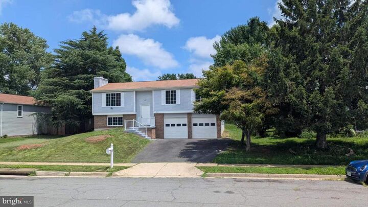 Property Photo: 2929 Ashdown Forest Drive VA 20171