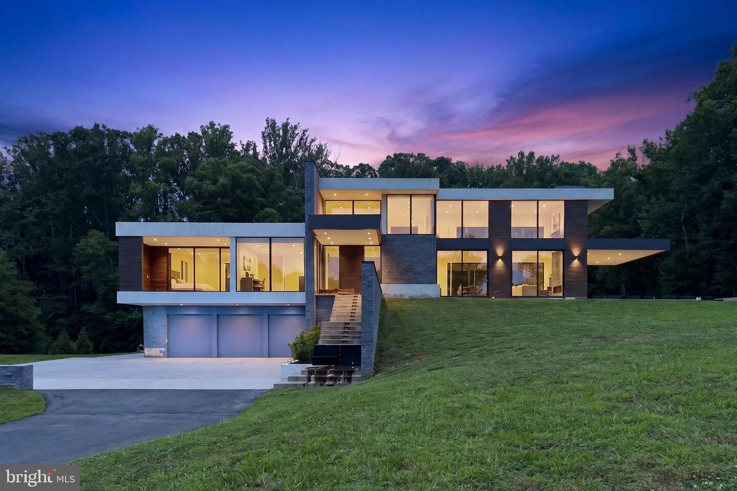 Property Photo: 10590 Beach Mill Road VA 22066
