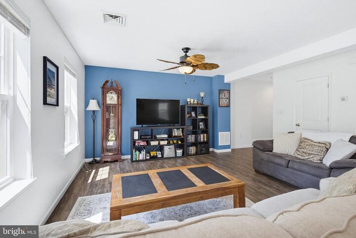 Property Photo: 307 Cabot Circle PA 17584