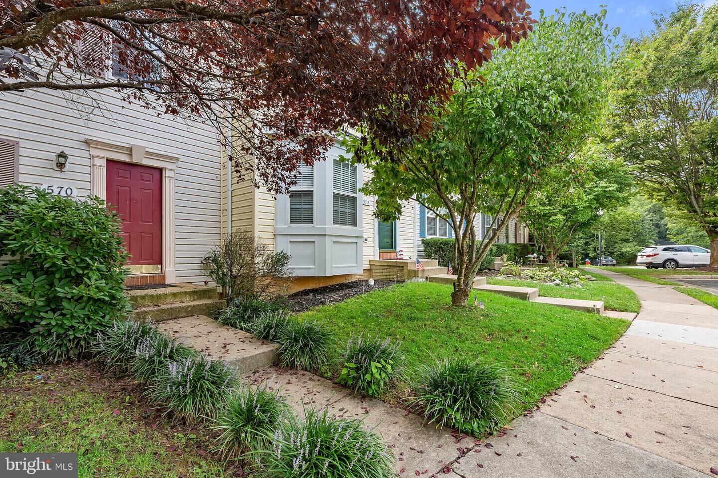 Property Photo:  570 Highland Towne Lane  VA 20186 