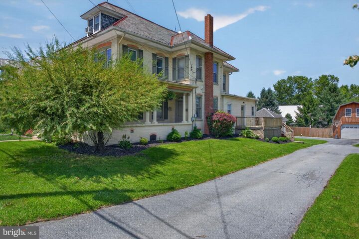 Property Photo: 201 W Main Street PA 17540