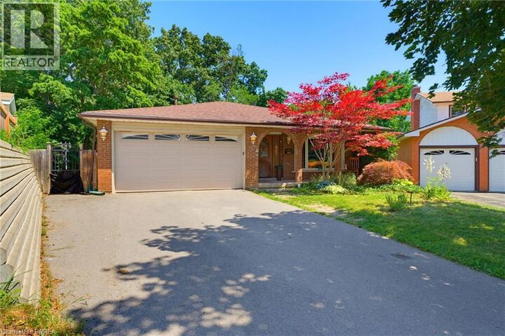 Property Photo: 5 Keeler Place ON N3S 7K6