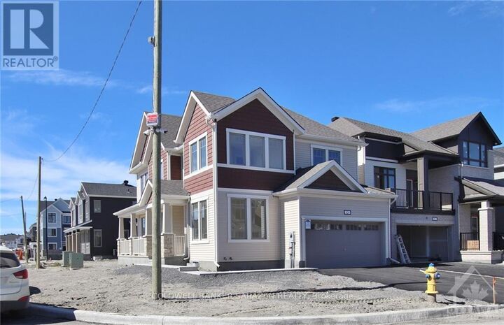 Property Photo: 924 Nokomis Place ON K2J 3V5